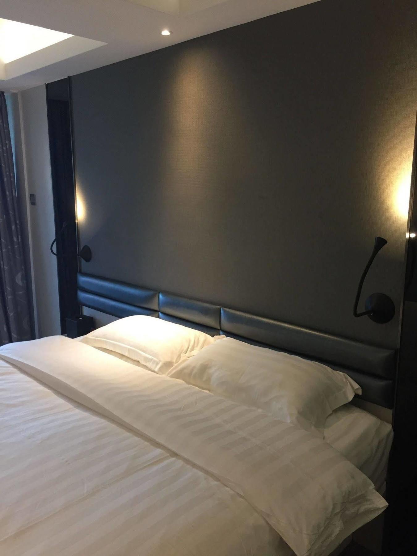 Popway Hotel Гонконг Экстерьер фото